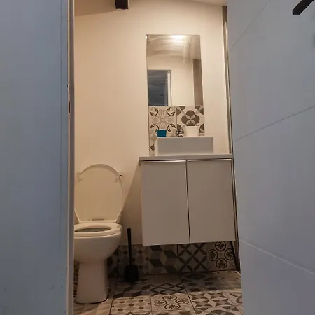 Studette Equipee Апартаменты *